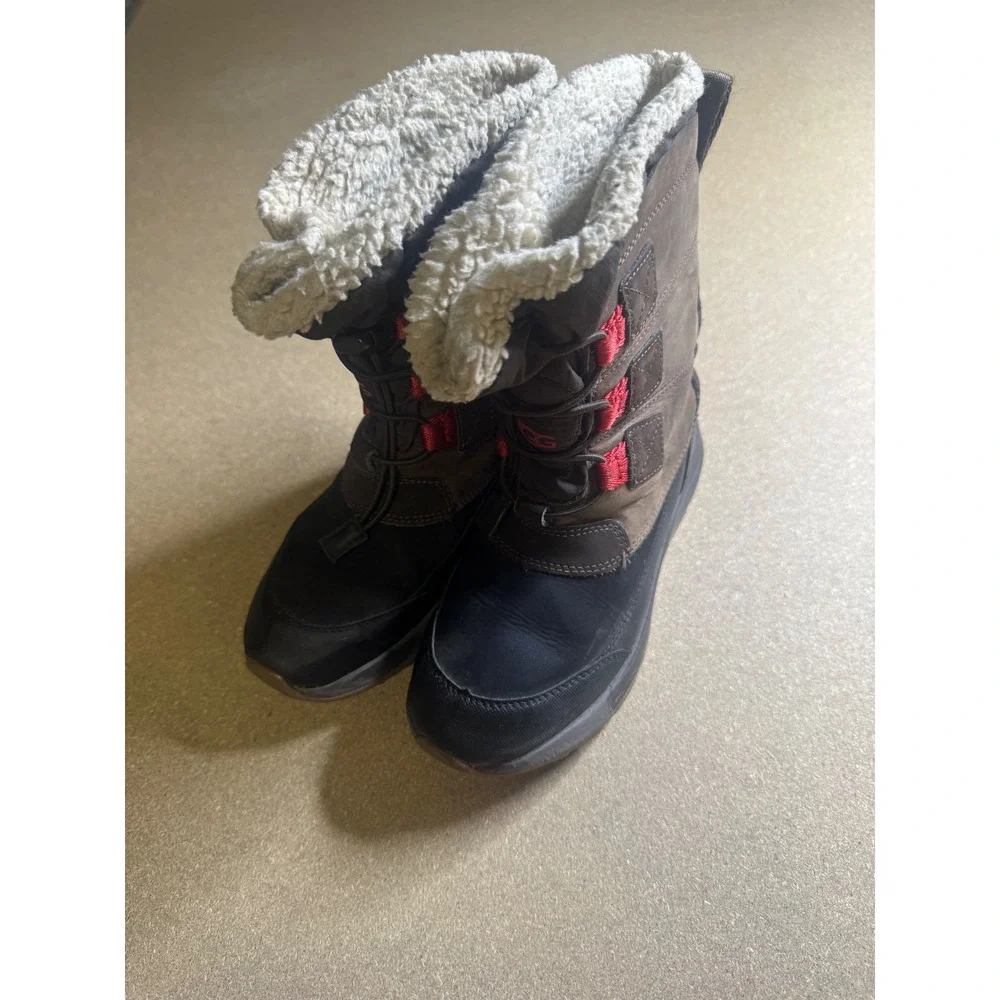 UGG Kids Adirondack III Winter‎ Snow Boots Brown Black Red 1130356K Size 1